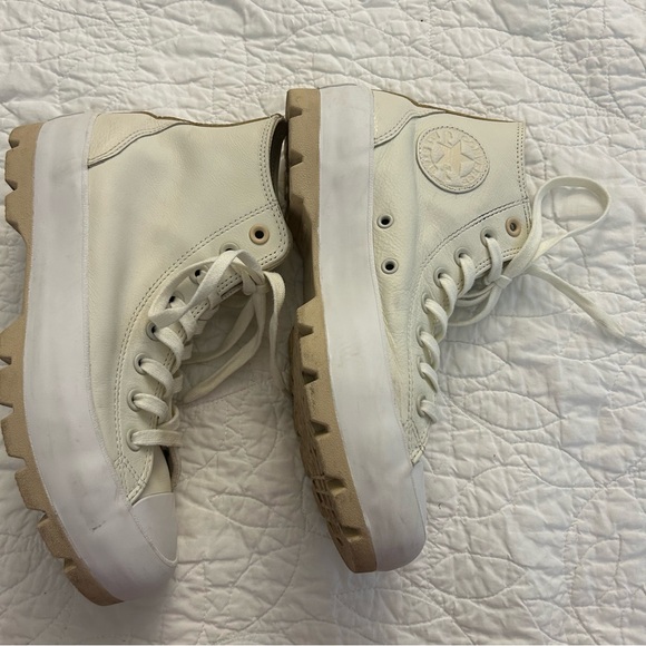 Converse Chuck Taylor All Star Lugged High Top in Egret - Picture 11 of 11